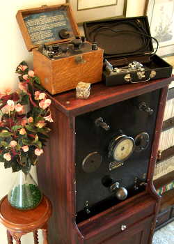 Wappler Electric Cabinet, Violet Ray, and other accessories